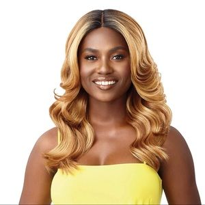 The Daily Wig, Lace part